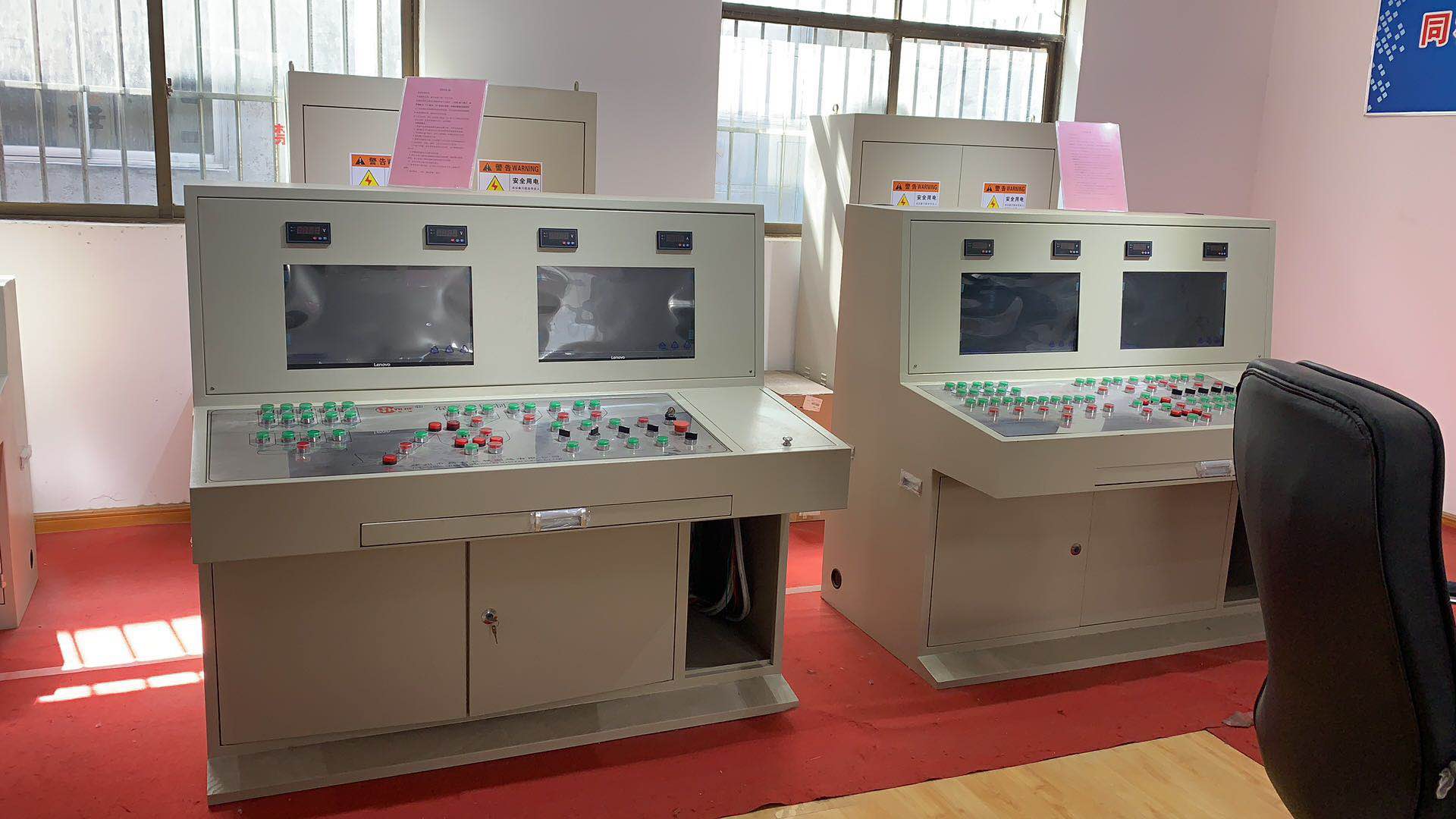 電腦集中控制系統(tǒng)23.jpg 電腦集中控制系統(tǒng)23.jpg