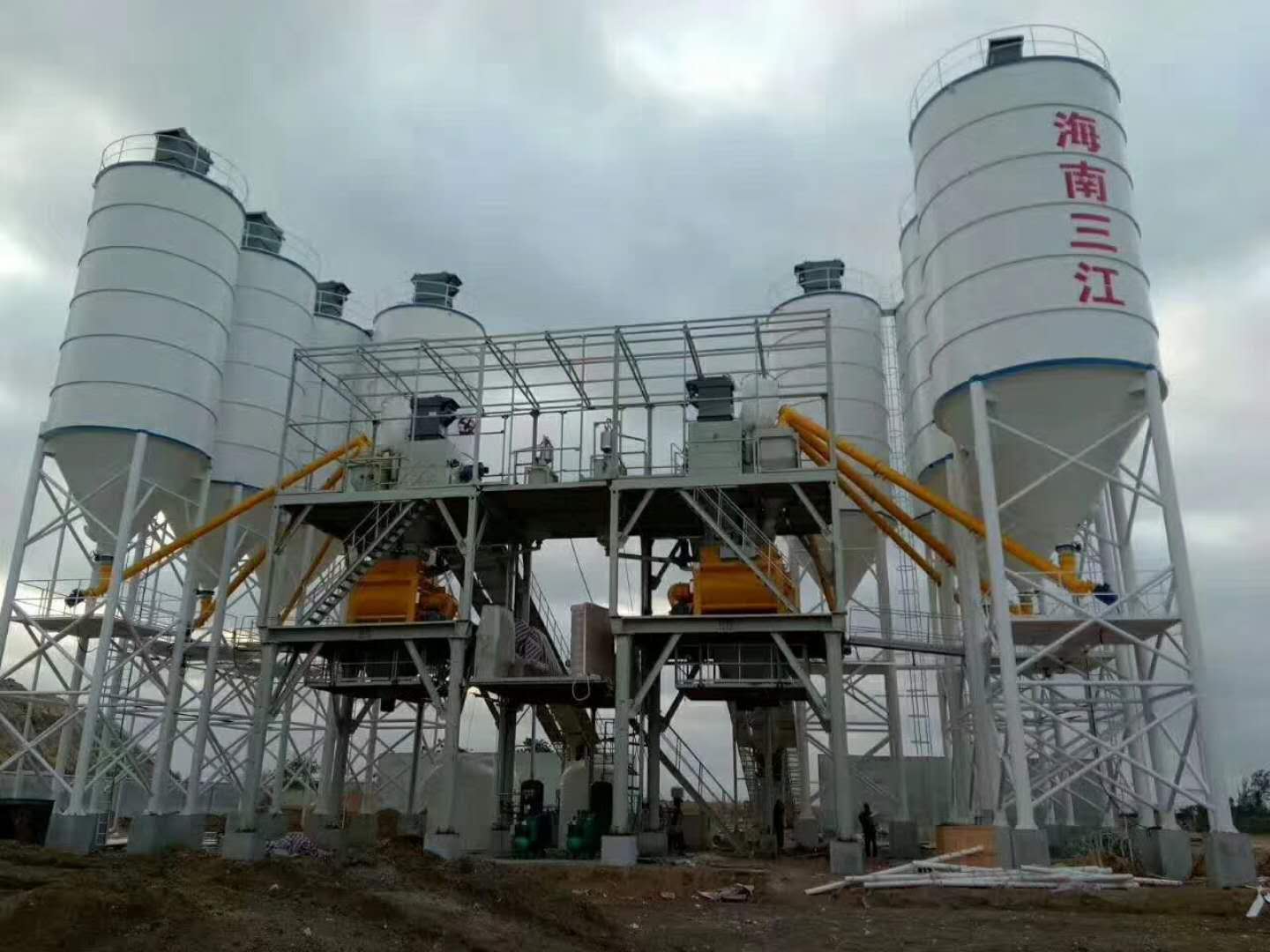 Q37吊鉤式拋丸機(jī) 非標(biāo)定制